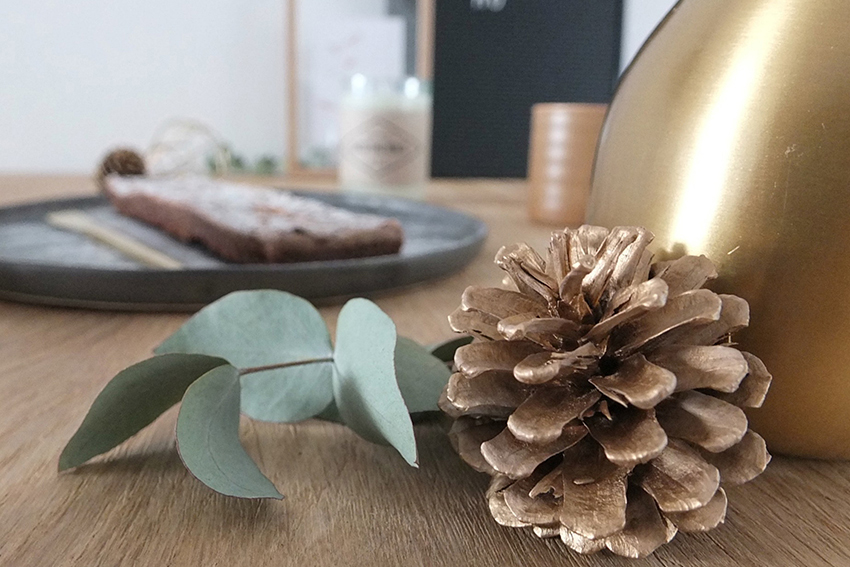 weihnachtlich gedeckter Tisch, Spritzgebäck, Gastbeitrag, Wohngoldstück, Unter dem Pflaumenbaum, Backblog