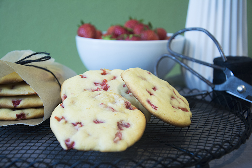 Ein Küchlein als Keks verkleidet… Strawberry-Cheesecake-Cookies
